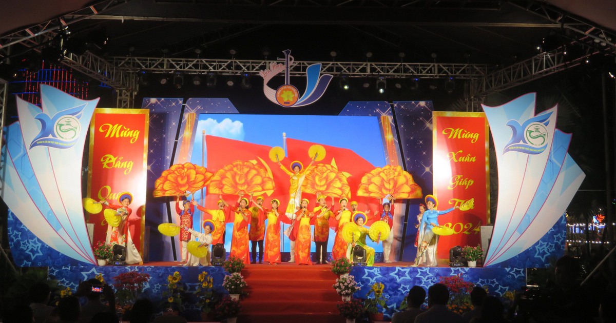 Tìm nhân tố mới qua Liên hoan Ca nhạc, ca cổ, tiểu phẩm xuân TP.Cần Thơ