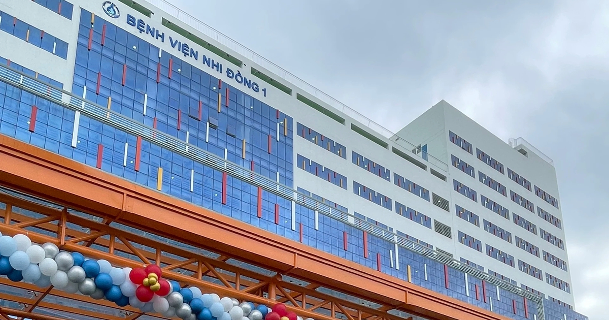 TP.HCM: Nghi vấn dàn cảnh trộm tiền tại quầy nhận bệnh của Bệnh viện Nhi đồng 1