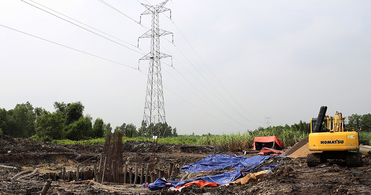 Loạt dự án truyền tải điện đối mặt khó khăn 'khủng' giải phóng mặt bằng