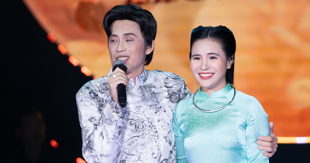 Hoài Linh nghẹn ngào khi hát với Quỳnh Trang vì 'quá giống Phi Nhung'