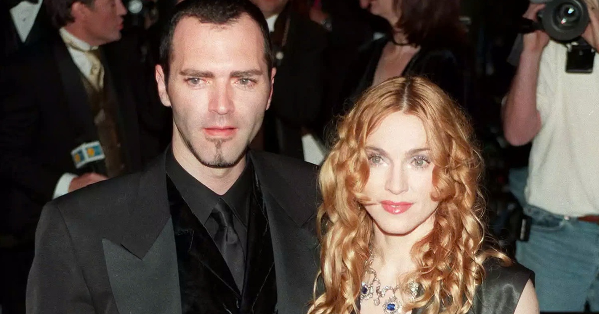Cuộc đời khốn khó của anh chị em 'nữ hoàng nhạc pop' Madonna