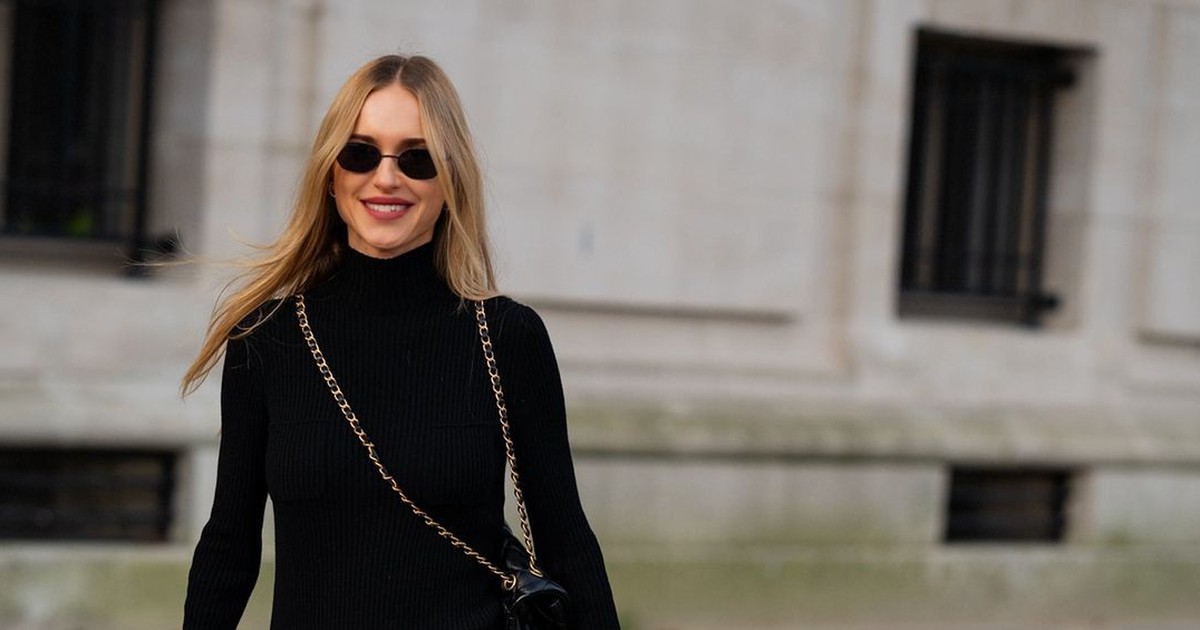 Váy dệt kim, món đồ tôn dáng thu gọn cơ thể cho người mặc