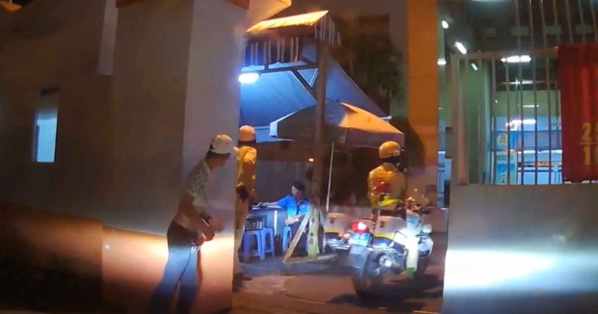 Mưa lời khen CSGT TP.HCM mở đường đưa sản phụ đi cấp cứu