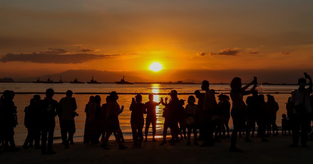 Hoàng hôn trên vịnh Manila ‘nhạt màu’ vì các dự án lấn biển