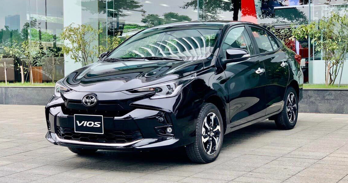 Giảm giá, hưởng ưu đãi xe Toyota hút khách Việt