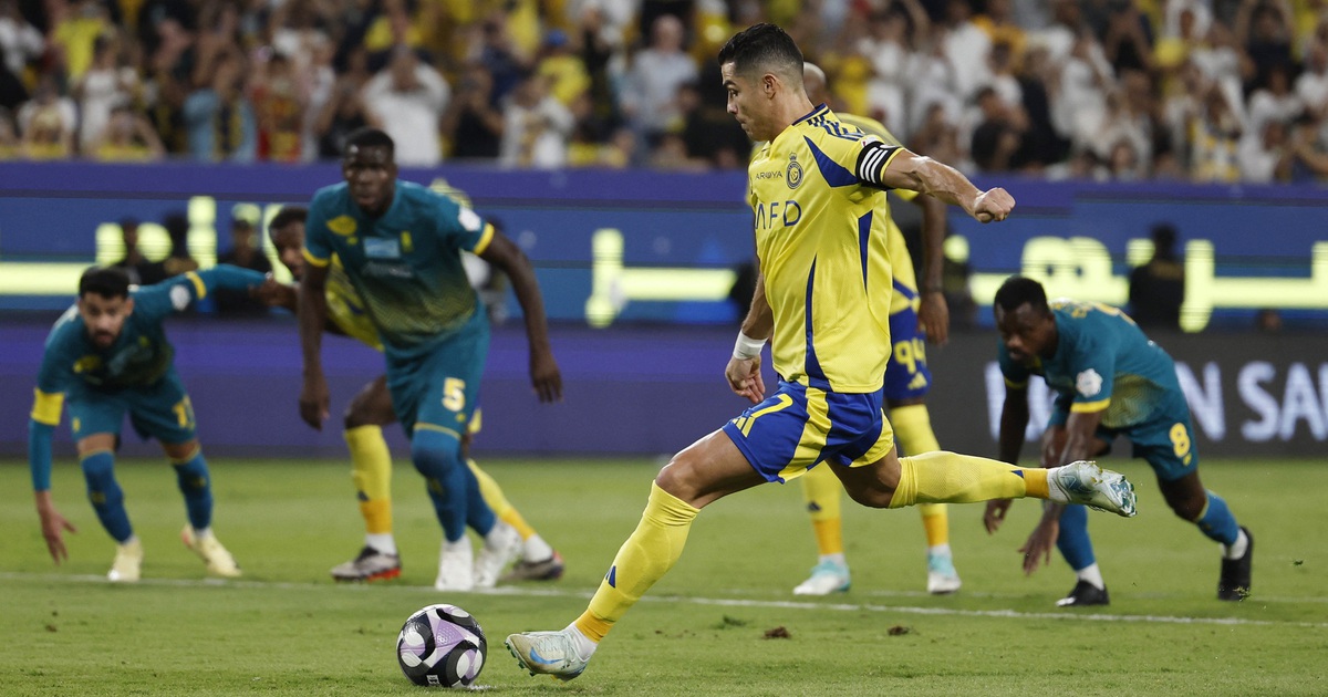 Ronaldo ghi bàn trận thứ 4 liên tiếp cho Al Nassr, chia tay đội ngay trong đêm
