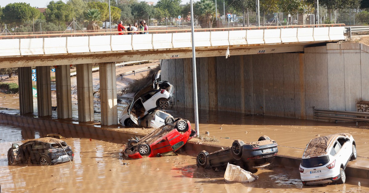 Lũ quét thảm khốc ở Tây Ban Nha, ít nhất 158 người chết