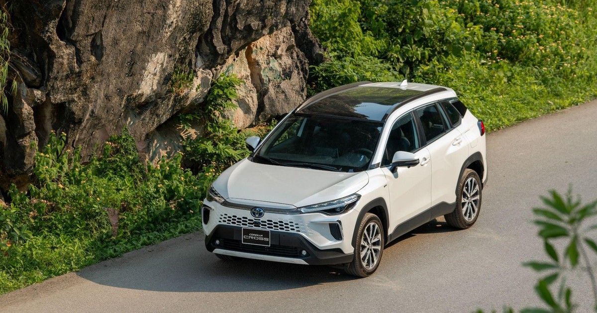 Hơn 49.000 xe Toyota bán ra thị trường trong 10 tháng qua