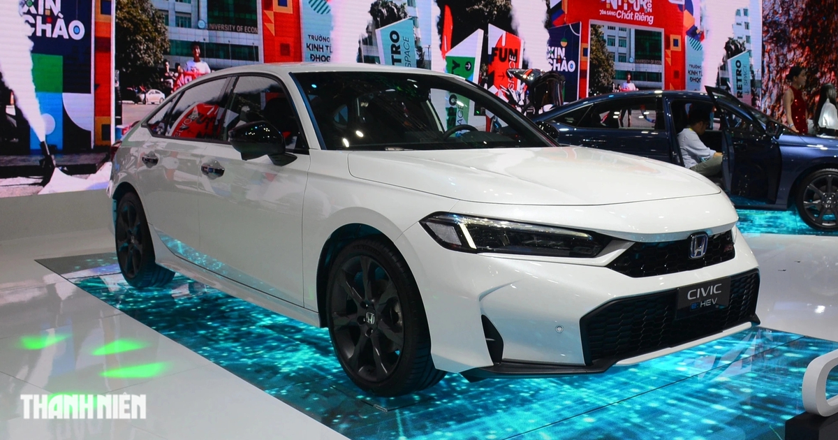 Tiêu thụ ô tô hybrid tăng hơn 25%, mẫu xe nào bán chạy nhất?