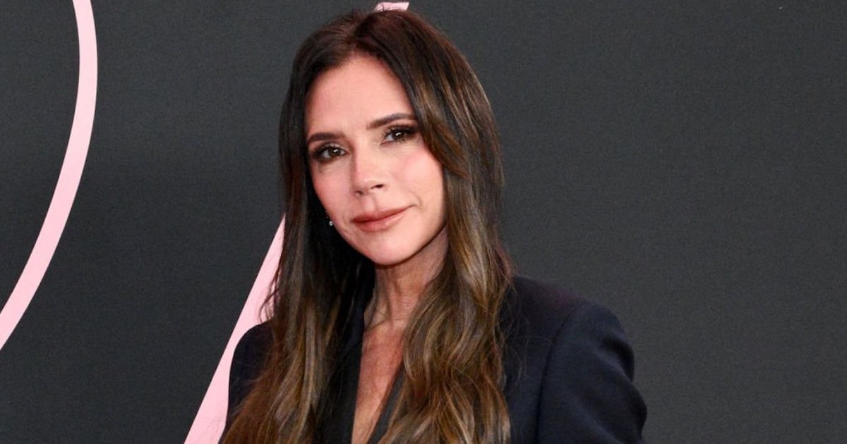 Victoria Beckham tiết lộ lý do ăn kiêng nghiêm ngặt, không bao giờ vào bếp