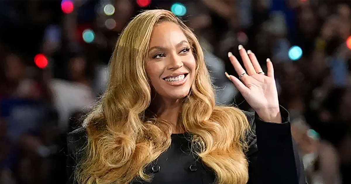 Beyoncé xếp thứ 1 'Những ngôi sao nhạc pop vĩ đại nhất thế kỷ 21'