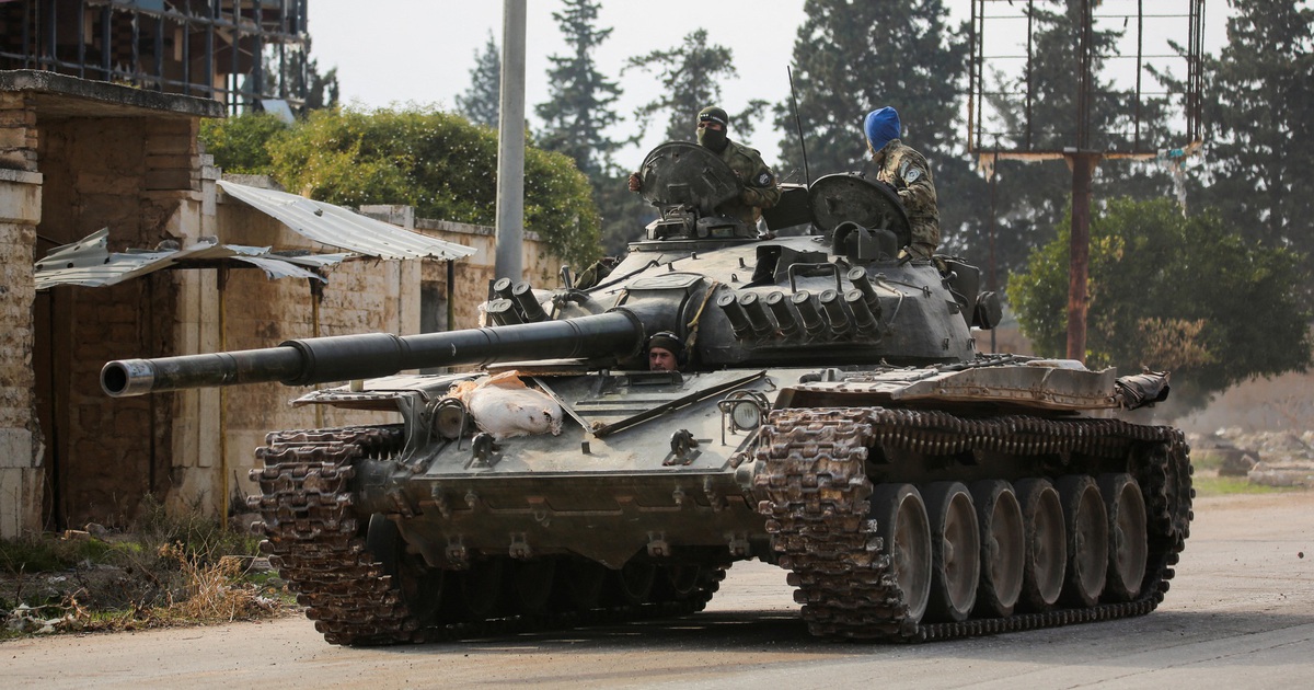 Quân đối lập Syria tiến quân nhanh, lần đầu vào Aleppo từ năm 2016