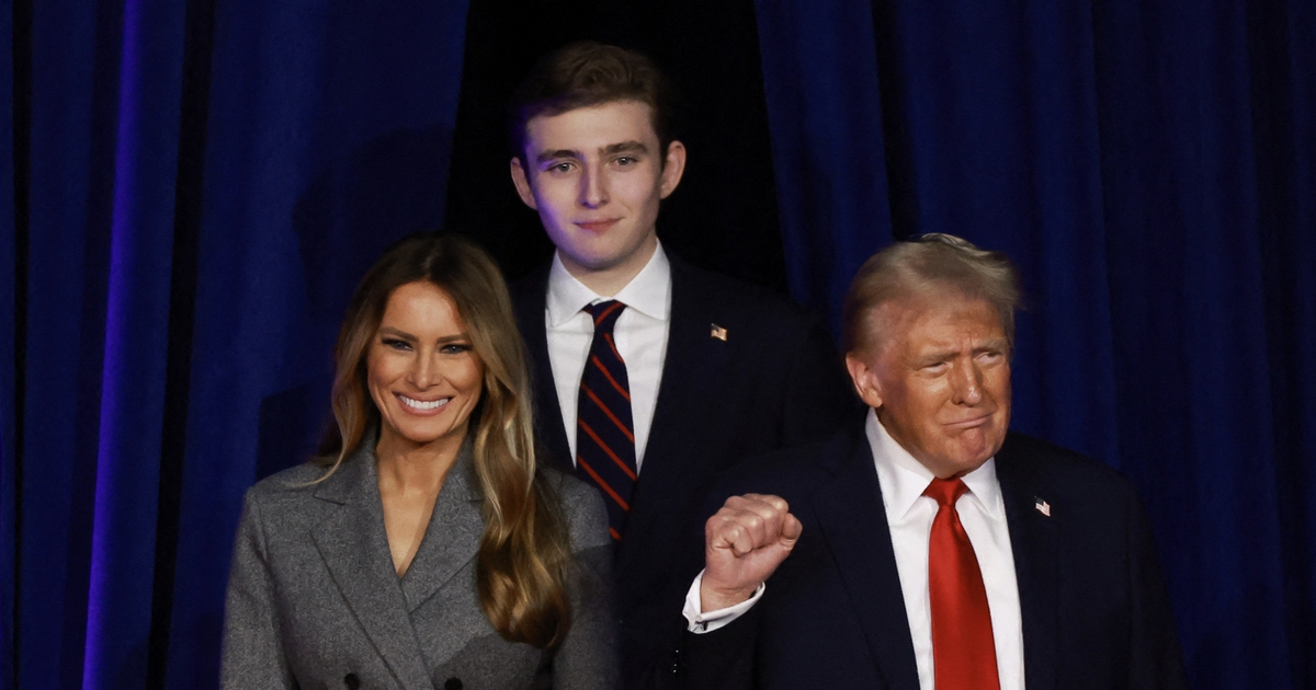 Dân mạng 'phát sốt' vì chiều cao của cậu út nhà Trump