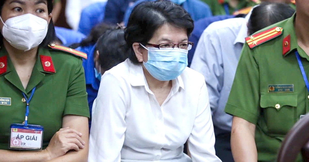 Cựu cục trưởng tiết lộ những đóng góp thiết thực để giảm nhẹ hình phạt.