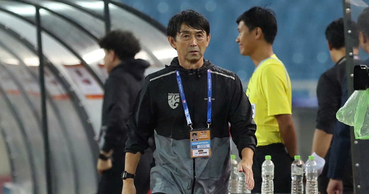 AFF Cup: Thailand coach was shocked to be led 2-0 by Singapore, but thank God…