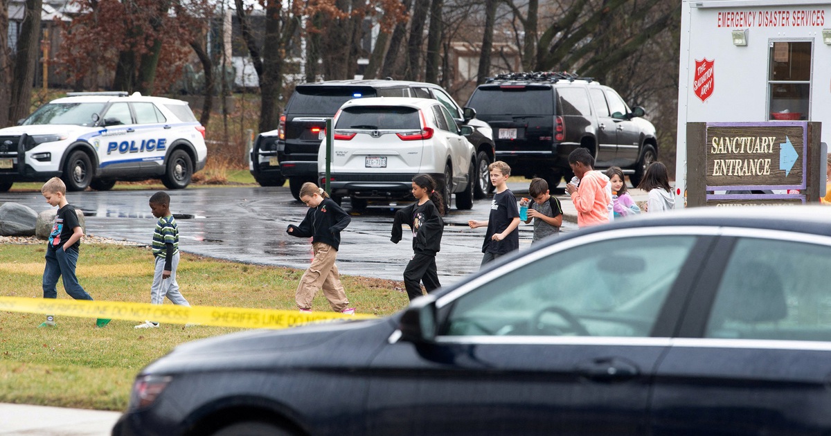 Students opened fire at a school with 400 students in the US, President Biden spoke out