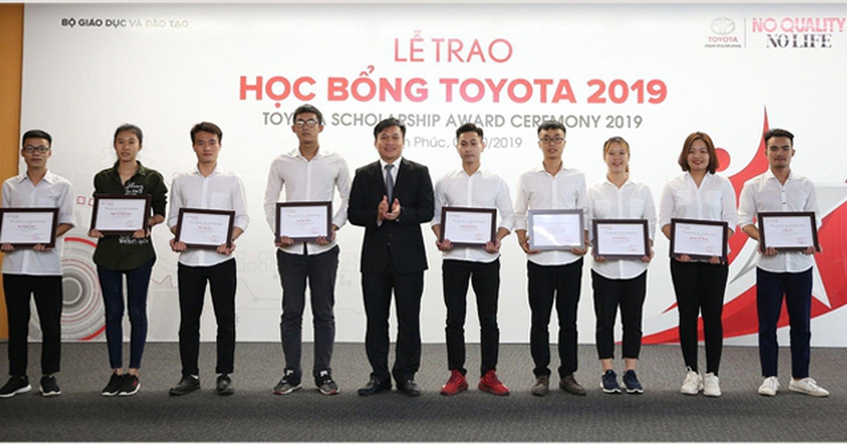 Học bổng Toyota mở ra cánh cửa hội nhập cho sinh viên ngành kỹ thuật