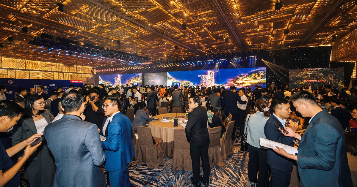 Hơn 2.500 người dự triển lãm ra mắt tháp Alpine và Forest của dự án Eaton Park