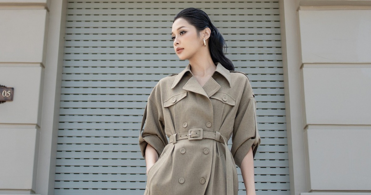 Trench coat is a type of jacket that ‘beautifully balances’ all body shapes