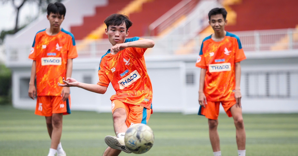 Without ‘foreign soldiers’, what makes the Vietnam Aviation Academy football team formidable?