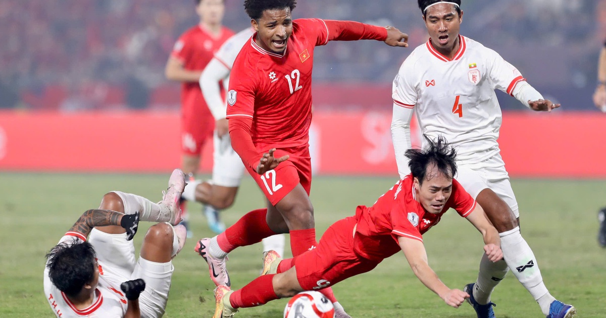 Nóng: Văn Toàn sớm chia tay AFF Cup 2024 vì chấn thương!