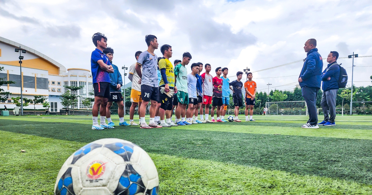 Quy Nhon University’s new recruits play hard, promising to bring many surprises