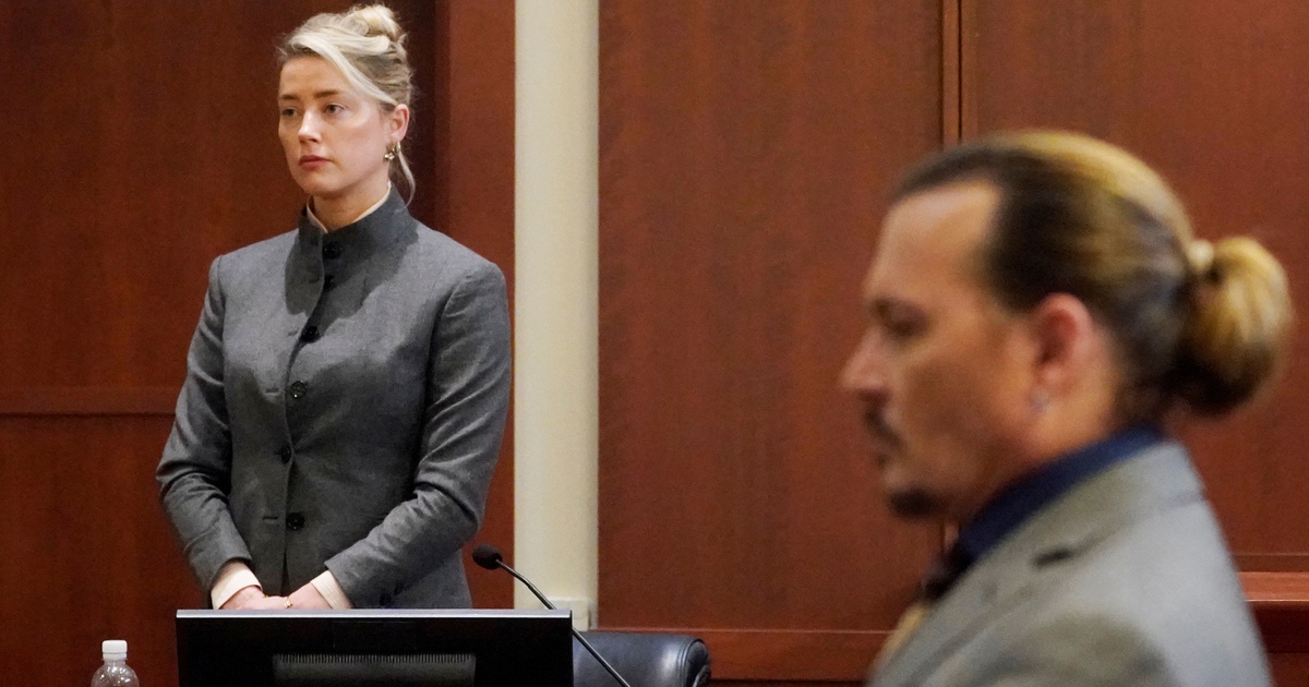 Amber Heard ủng hộ vụ kiện Blake Lively chống lại bạn diễn