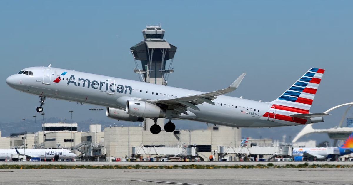 American Airlines postponed flights across the United States due to technical errors