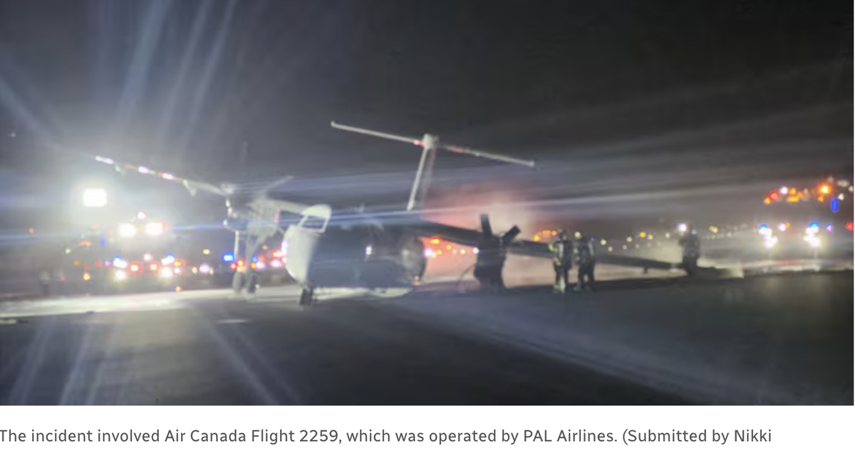 Passenger plane had broken landing gear and caught fire in Canada