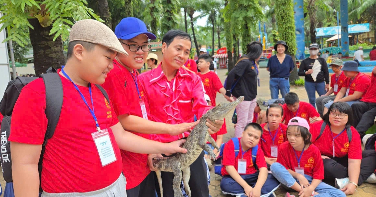 TP.HCM chi 1,1 tỉ đồng chăm lo cho người khuyết tật