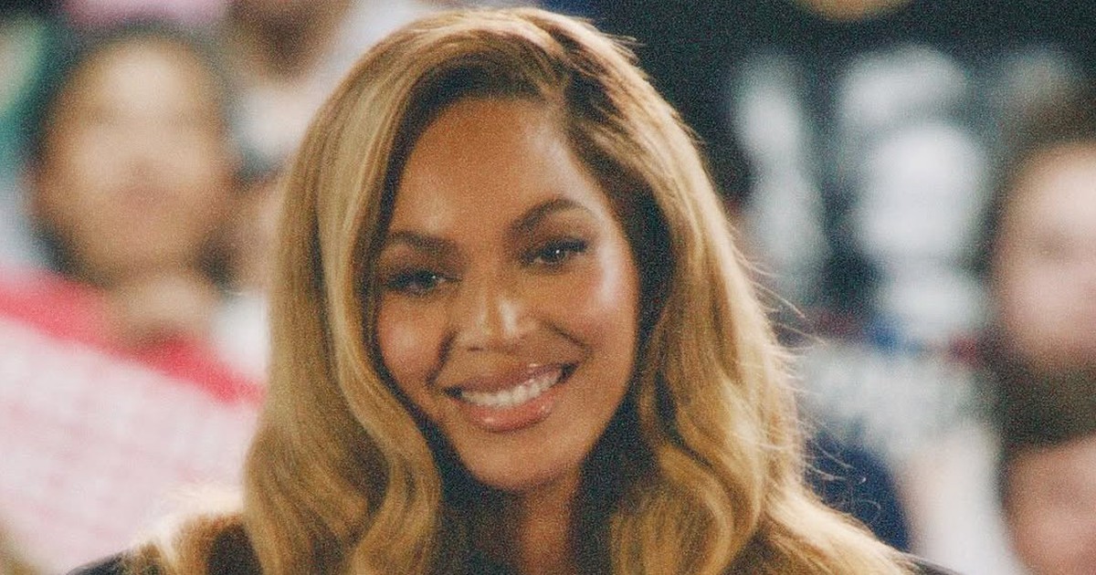 Lý do Beyoncé vượt Taylor Swift thành sao nhạc pop vĩ đại nhất thế kỷ 21