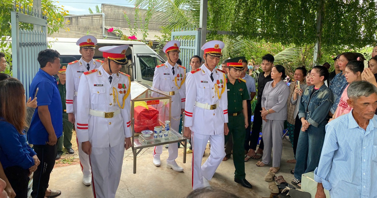 Đưa 6 thi hài liệt sĩ hy sinh trong đợt diễn tập phòng thủ về Bình Thuận