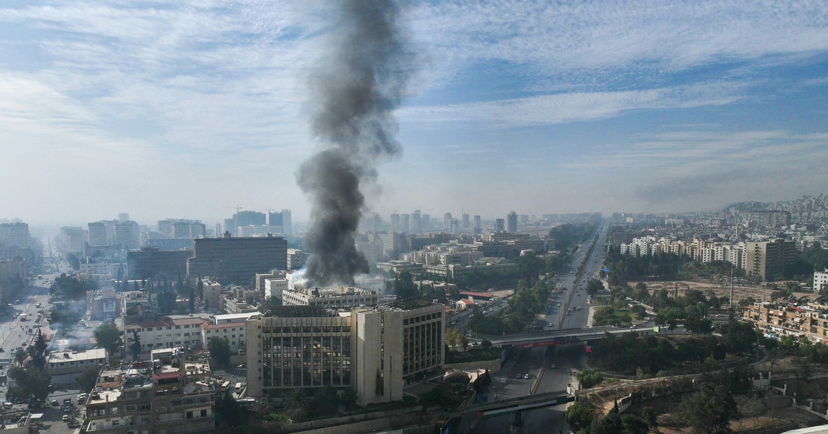 The Syrian Prime Minister lost contact with President Assad, and the opposition imposed a curfew