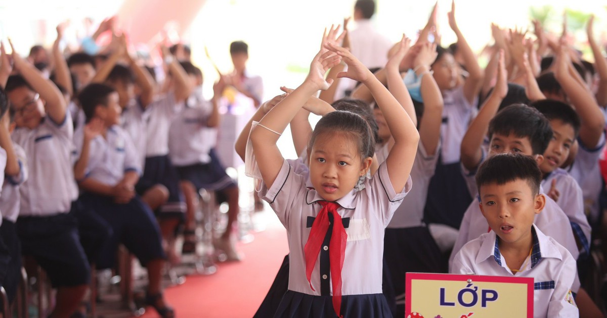 Vẫn tuyển không đủ người dạy tin học, mỹ thuật: Giáo viên thể dục phải kiêm nhiệm