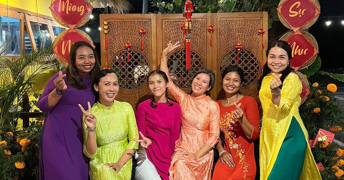 Tết xa xứ của vợ chồng Việt lan tỏa ẩm thực quê hương trên đảo Bali