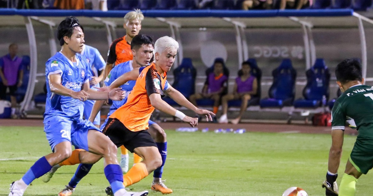 Từ vụ 5 cầu thủ CLB Bà Rịa-Vũng Tàu bị khởi tố: Kiểm soát thái độ cầu thủ trẻ