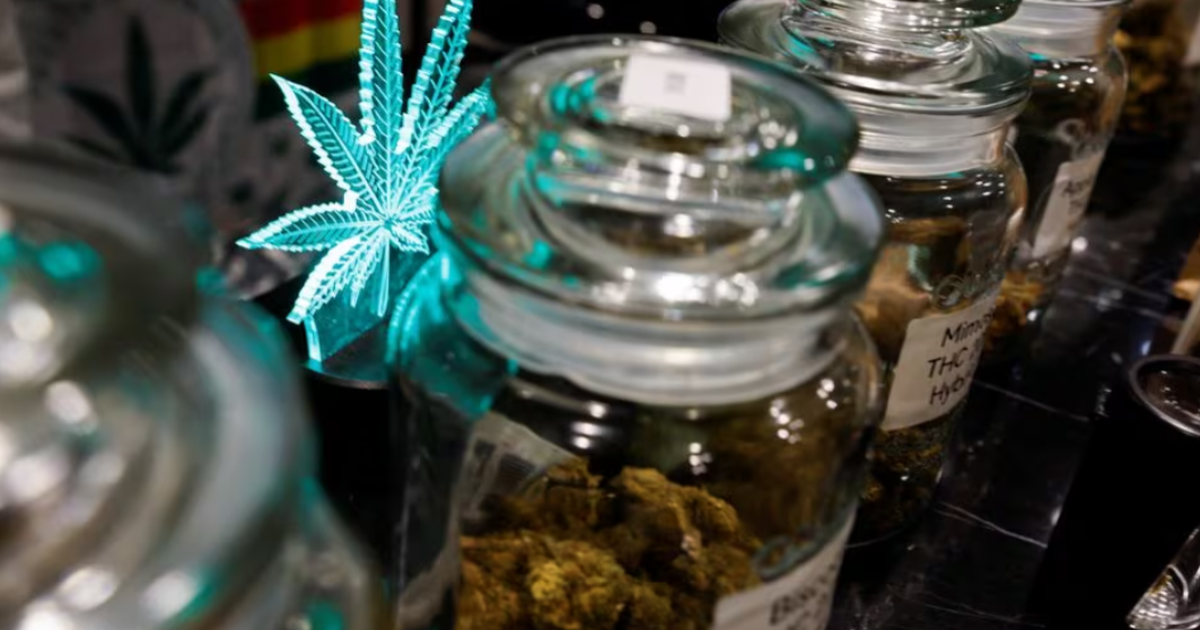 Thái Lan sắp cấm cần sa