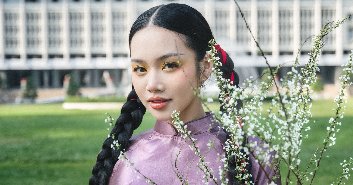 Hot girl 'Vietnam Idol' Giana trẻ trung ở tuổi 22