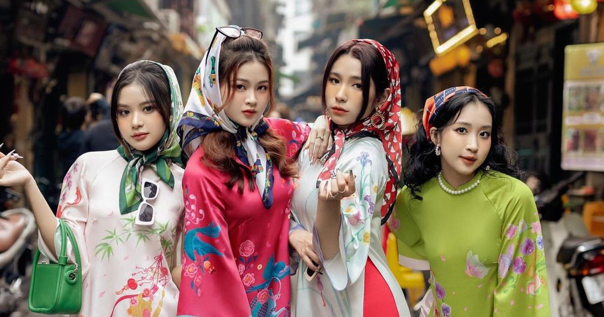 Mách nàng 3 cách phối khăn lụa cùng áo dài để không đụng hàng của sao Việt