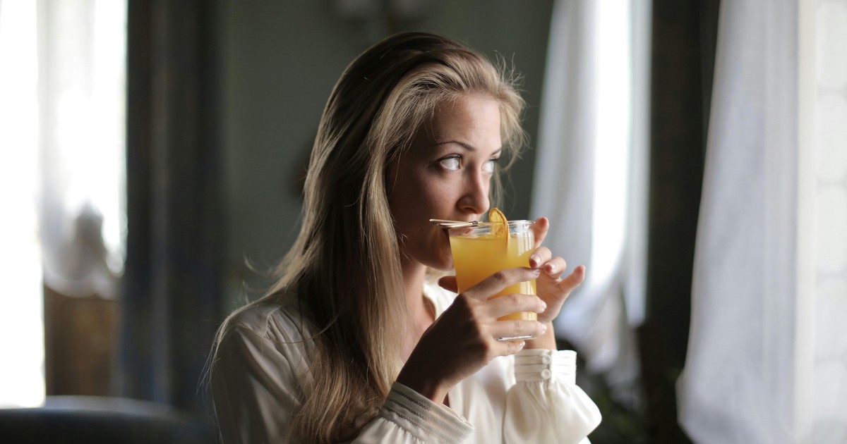 Người bệnh gì không nên uống nước cam?