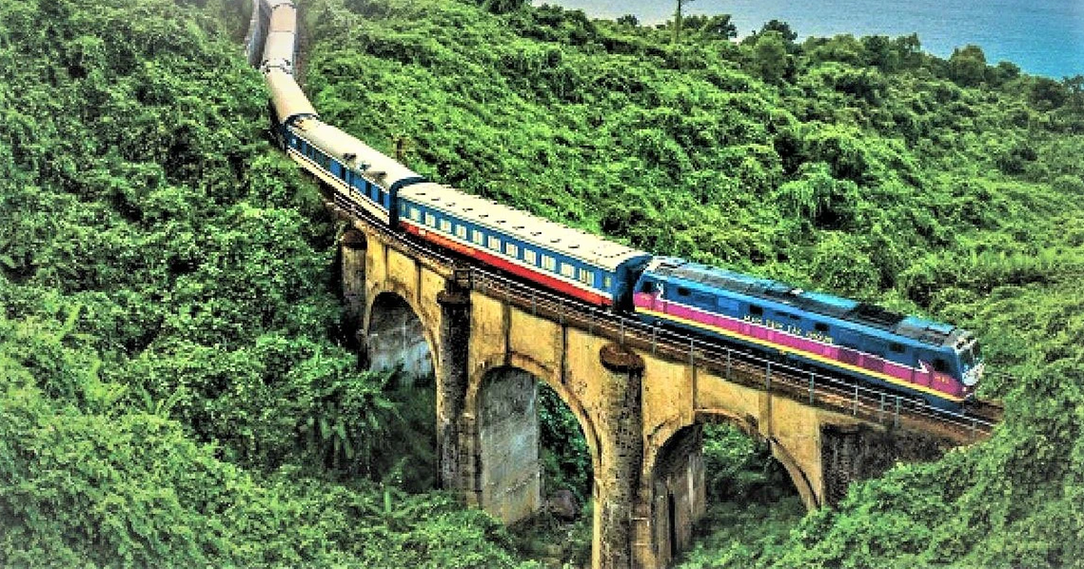 Cung đường tàu hỏa đẹp mê hồn ở Việt Nam