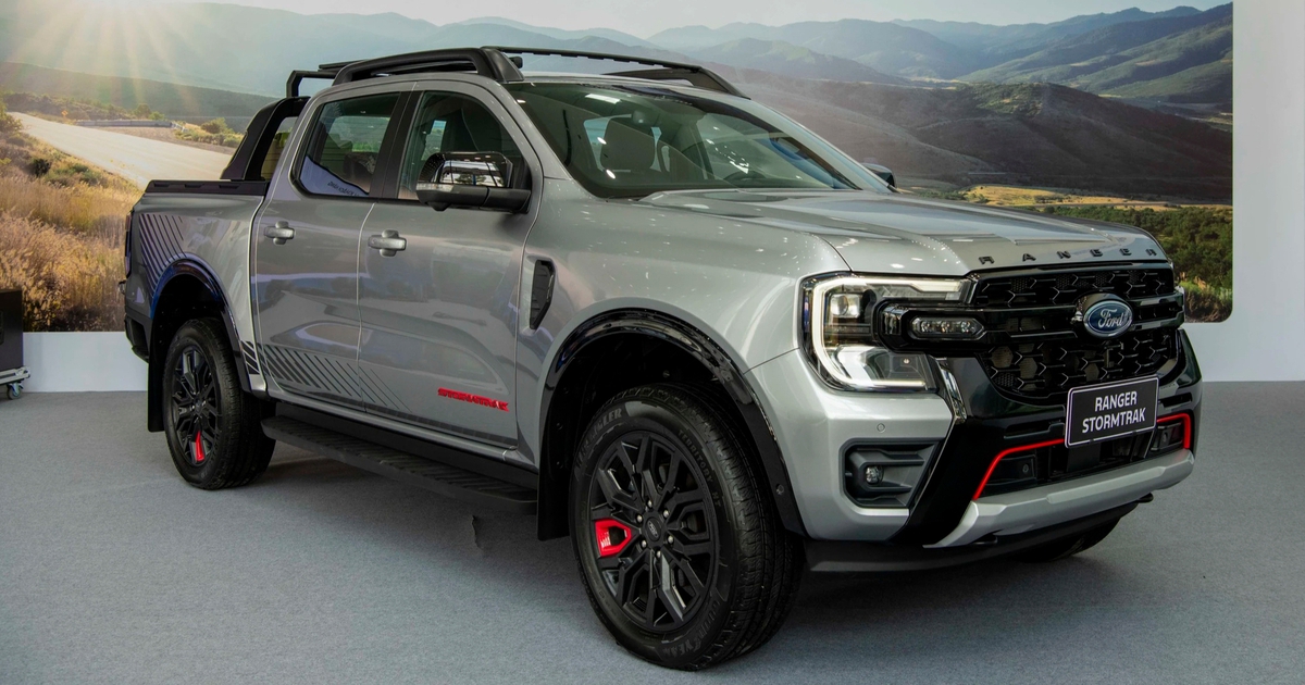 Ford Ranger tại Việt Nam có thêm bản Stormtrak, chốt giá 1,039 tỉ đồng