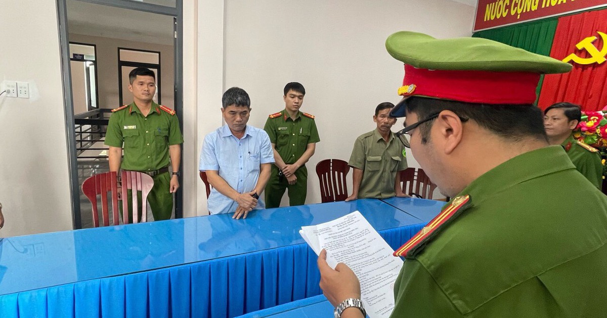 Bắt giam 2 cán bộ lãnh đạo thuộc BQL Khu kinh tế Dung Quất và các KCN Quảng Ngãi