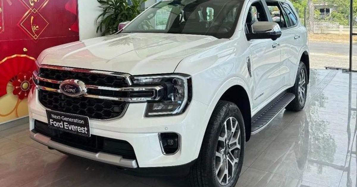 Ford Everest 2024 về Việt Nam, cắt bớt trang bị