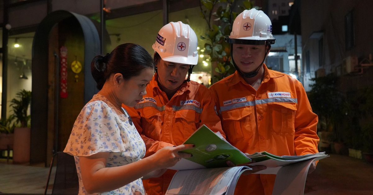 TP.HCM tắt biển quảng cáo, trang trí sau 22 giờ để tiết kiệm điện