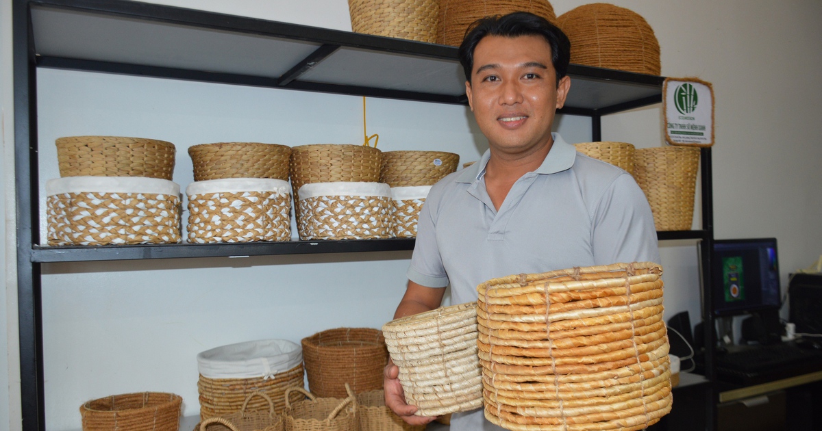 Khởi nghiệp từ bẹ chuối, thu lãi hơn 500 triệu đồng/năm