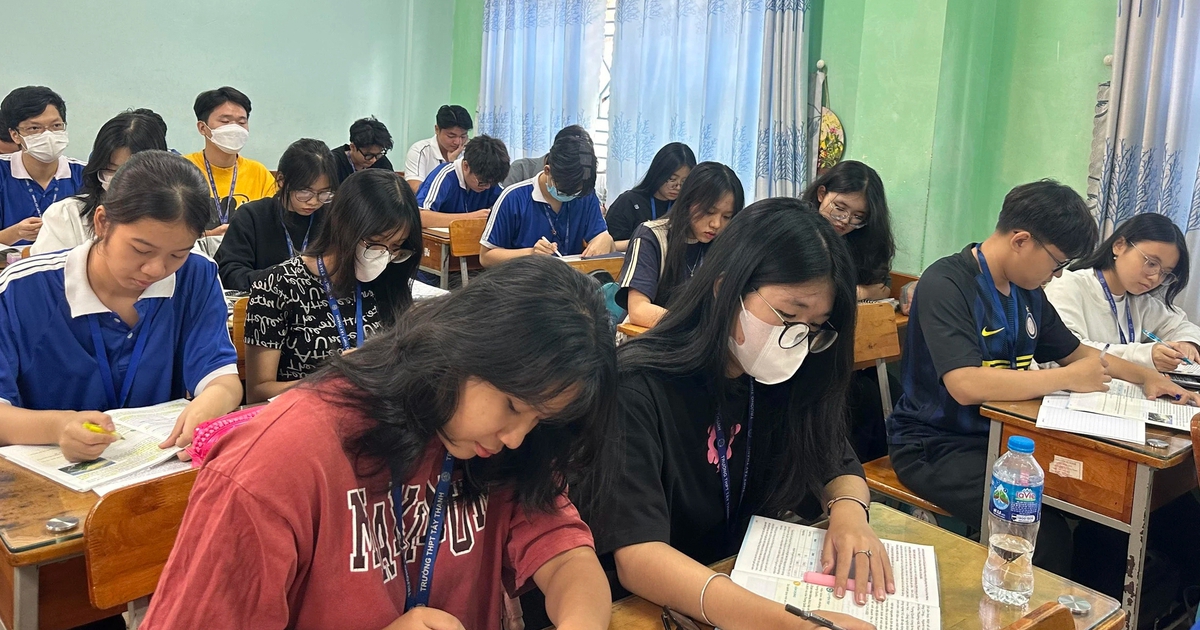 Bí quyết ôn thi tốt nghiệp THPT đạt điểm cao: Hệ thống kiến thức môn GDCD