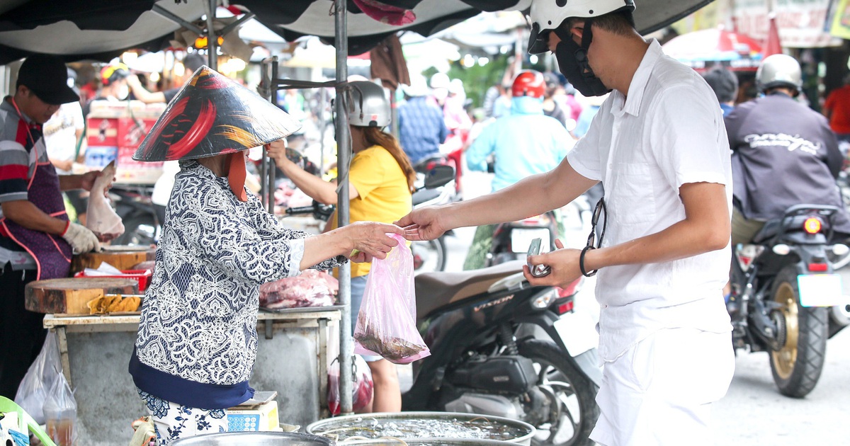 Giảm thuế để kích cầu tiêu dùng