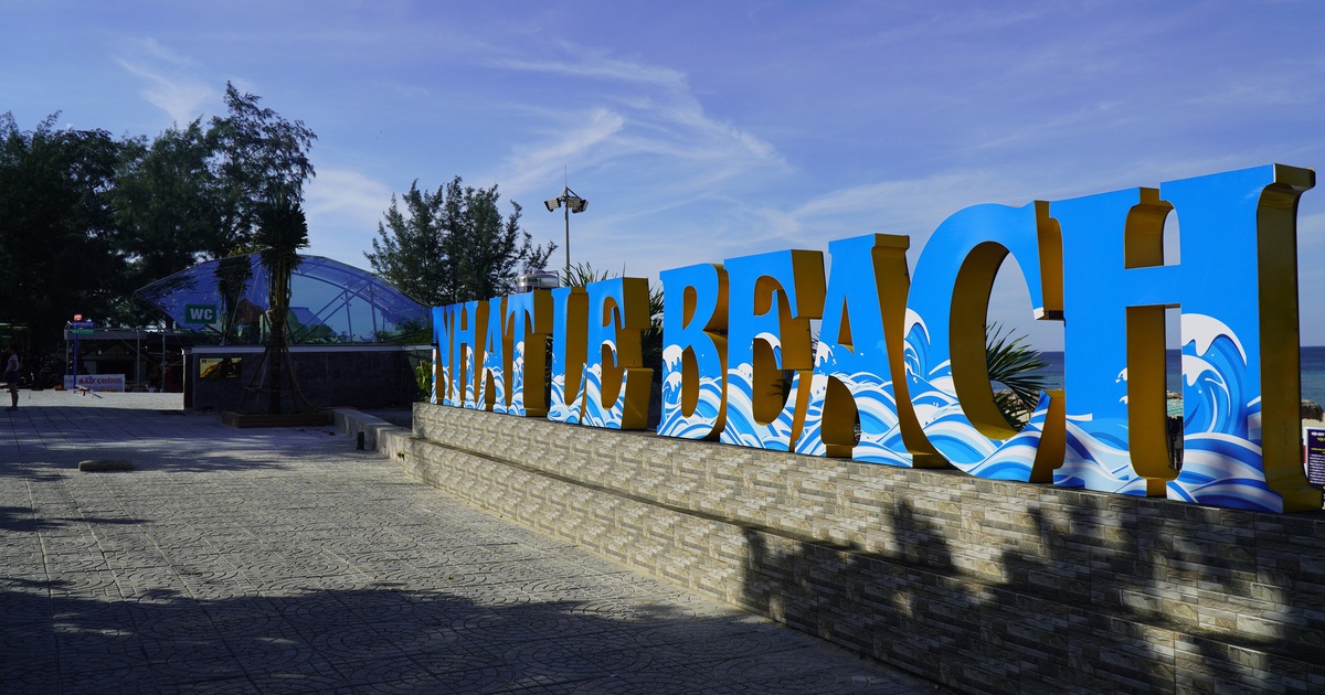 Cận cảnh nhà vệ sinh tiền tỉ xây ngầm dưới đất ở Quảng Bình