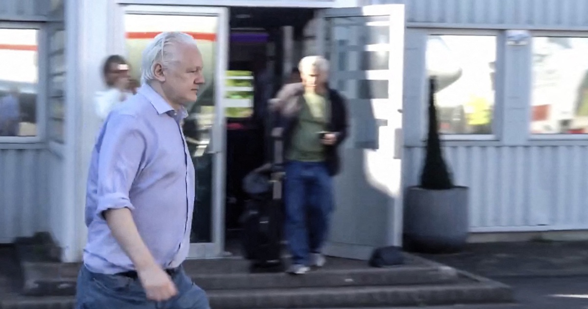 Nhà sáng lập WikiLeaks rời Anh, sắp bị Mỹ kết án 62 tháng tù